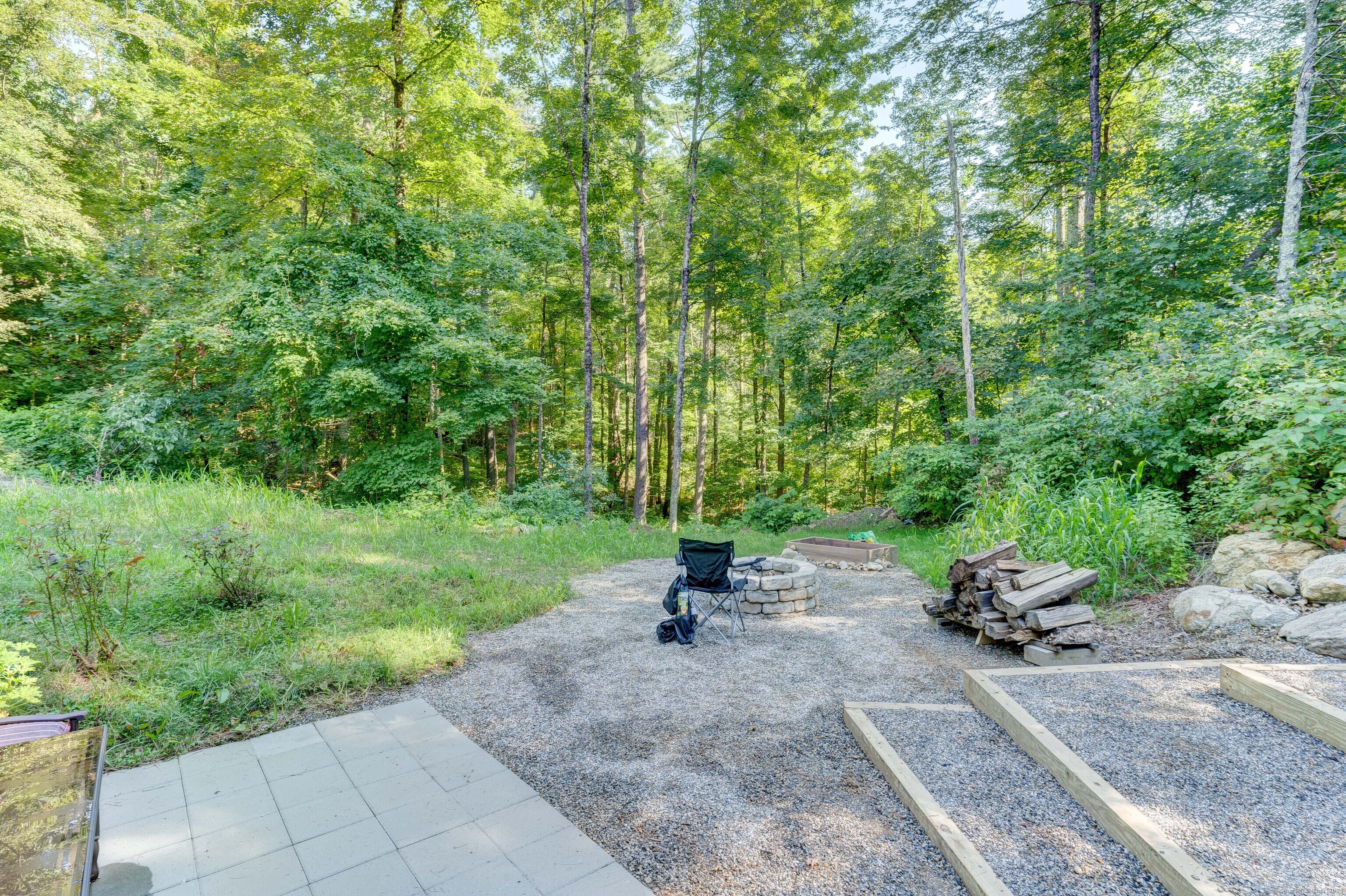 404 Bassetts Bridge Road Mansfield CT 06250