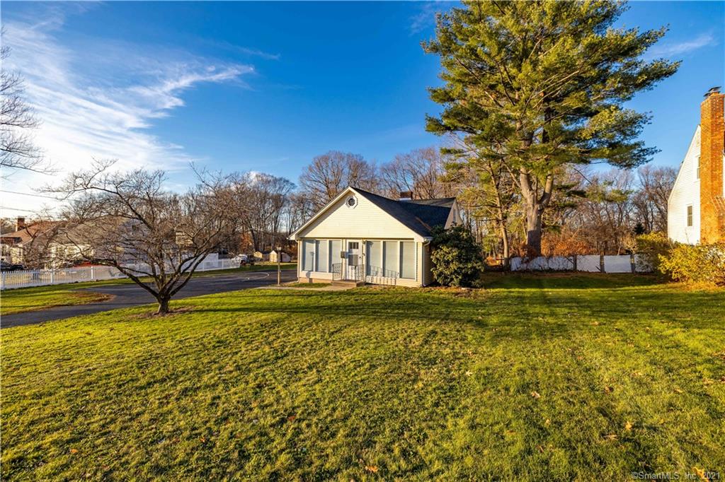 178 Chester Street East Hartford CT 06108