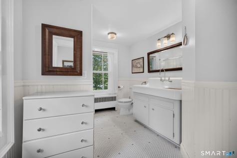 240 Main Street Deep River CT 06417