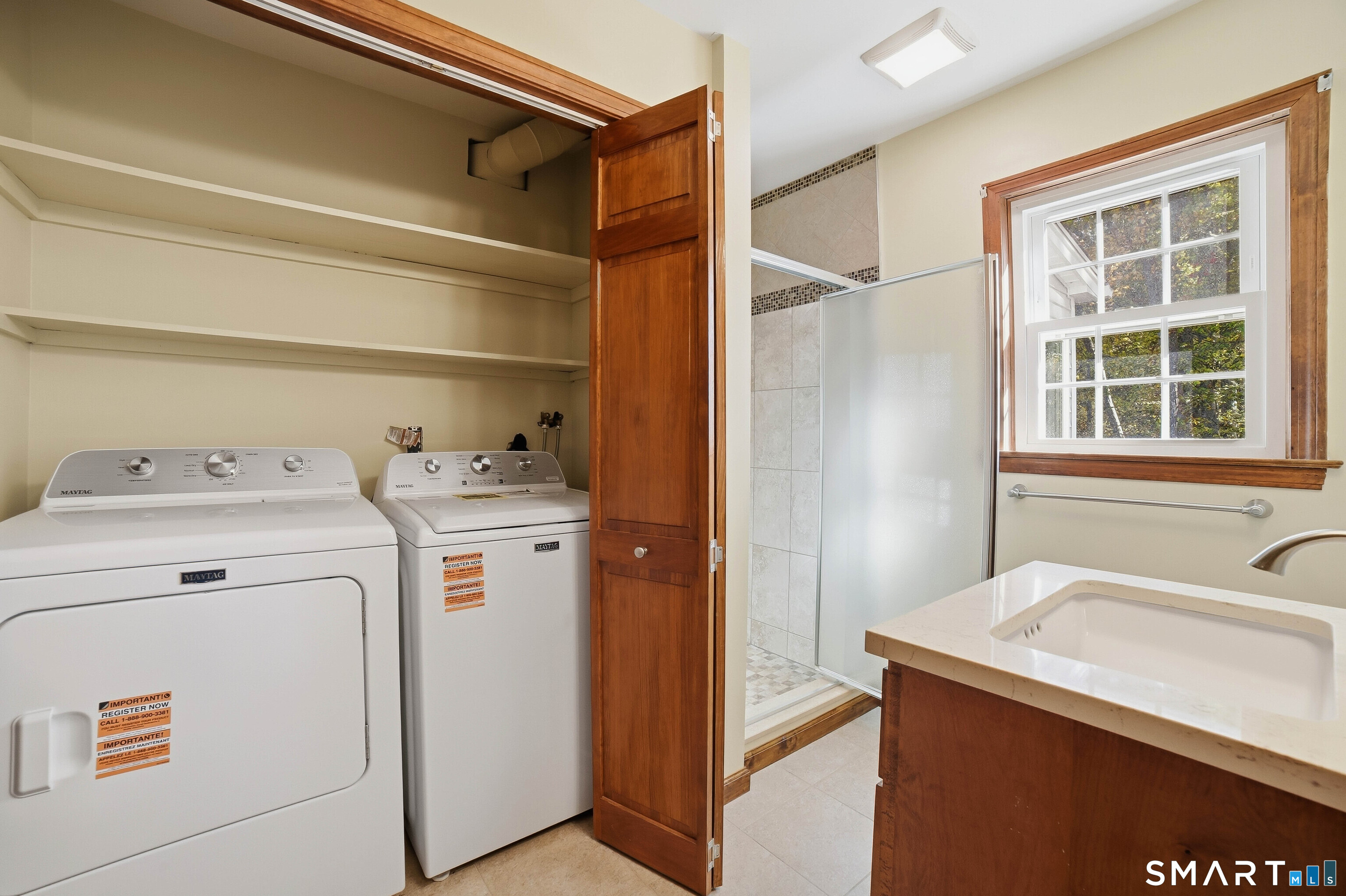 336 Oak Street East Hartford CT 06118