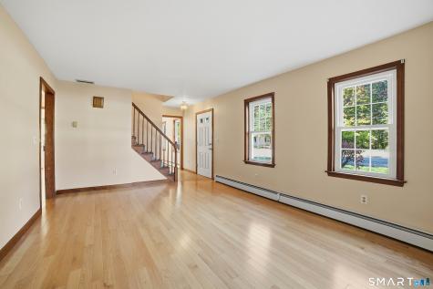 336 Oak Street East Hartford CT 06118