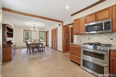 336 Oak Street East Hartford CT 06118
