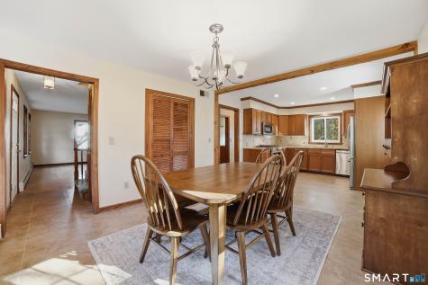 336 Oak Street East Hartford CT 06118