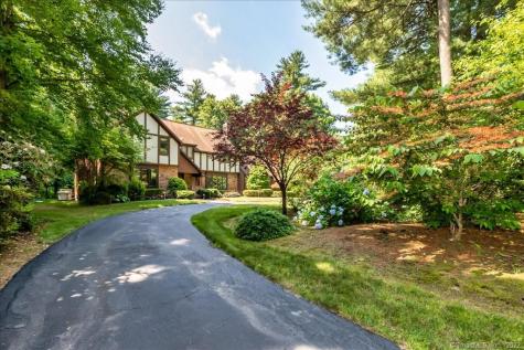 23 Pioneer Drive Avon CT 06001