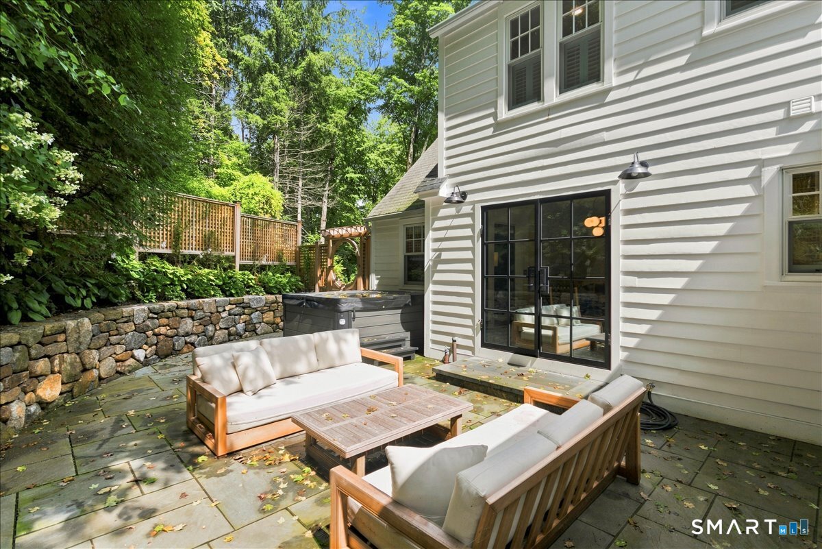 23 Cook Street Washington CT 06794
