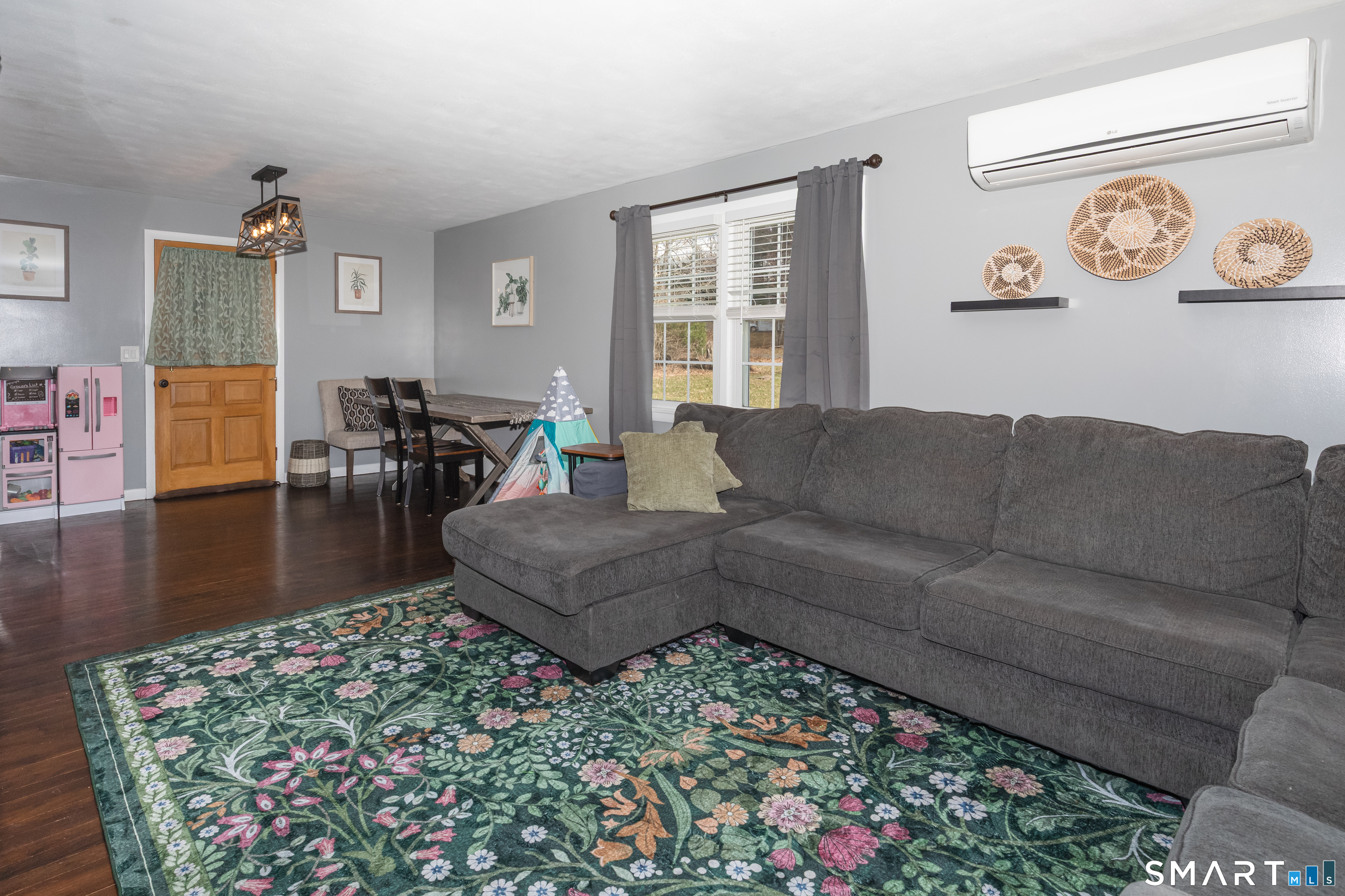 6 West Highland Road Mansfield CT 06250