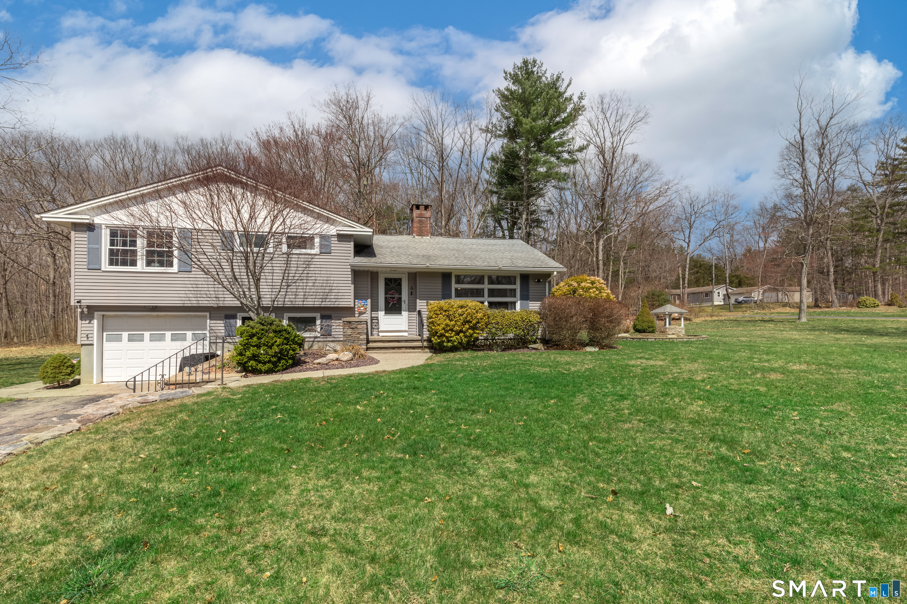 6 West Highland Road Mansfield CT 06250