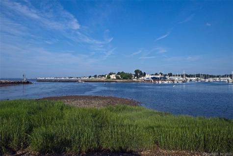 27 Lawrence Avenue Milford CT 06460