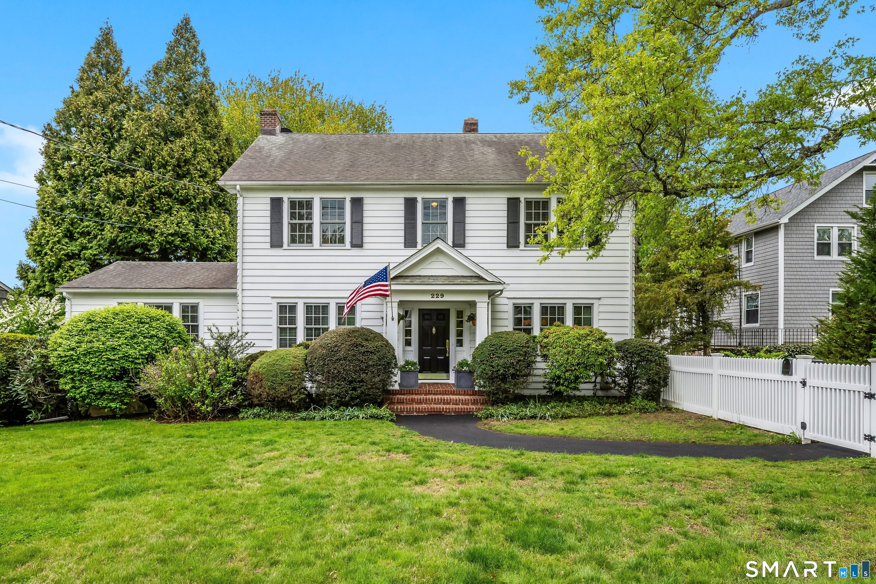 229 West Avenue Darien CT 06820