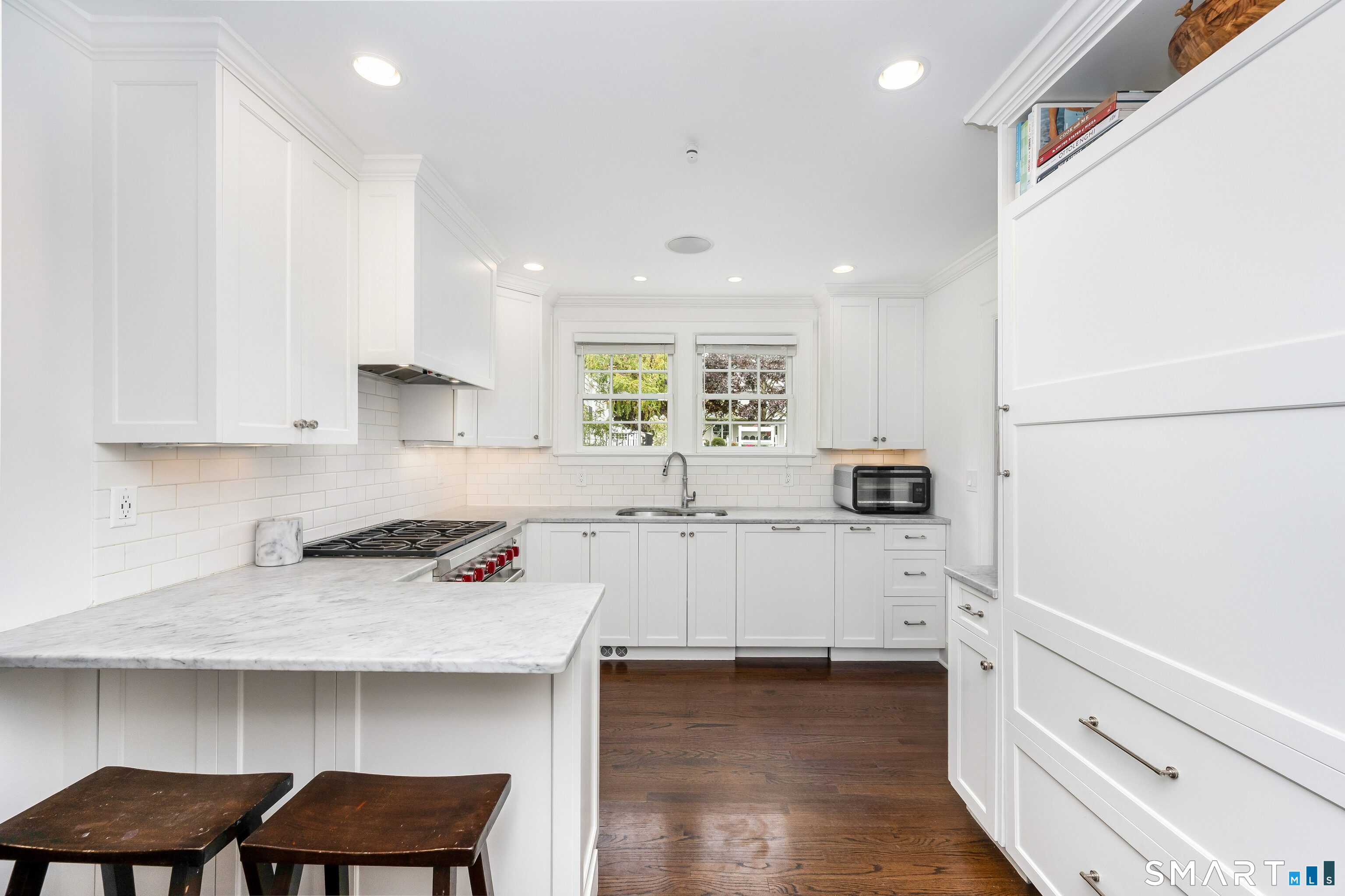 229 West Avenue Darien CT 06820