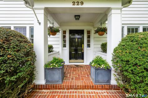 229 West Avenue Darien CT 06820