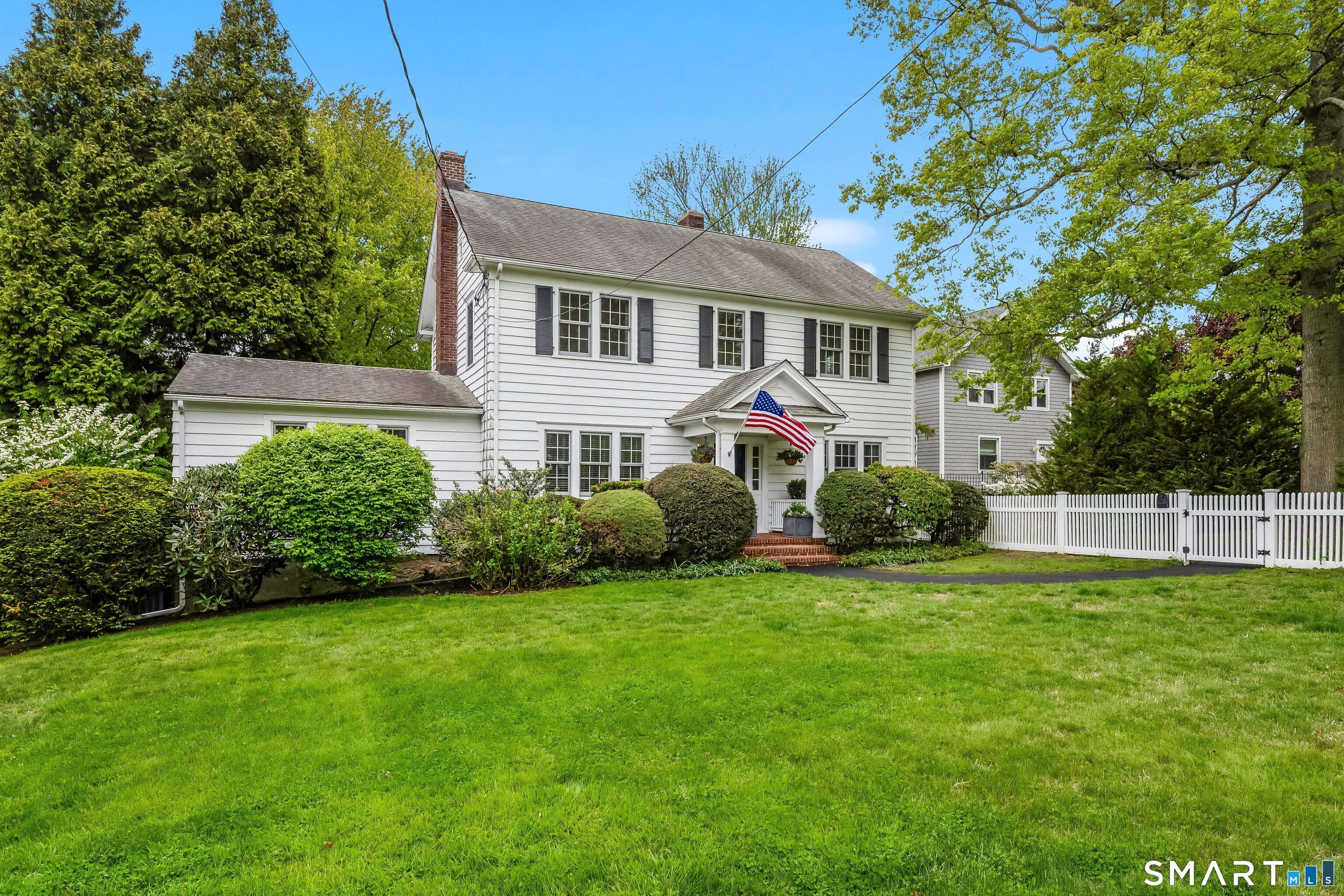 229 West Avenue Darien CT 06820