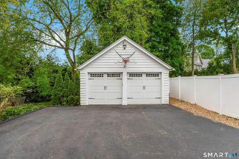 229 West Avenue Darien CT 06820