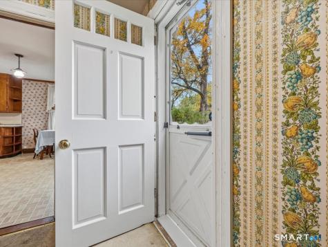 171 Bartlett Street Portland CT 06480