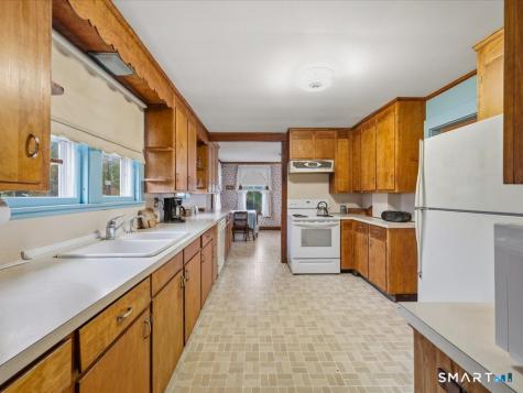 171 Bartlett Street Portland CT 06480