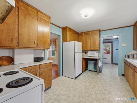 171 Bartlett Street Portland CT 06480