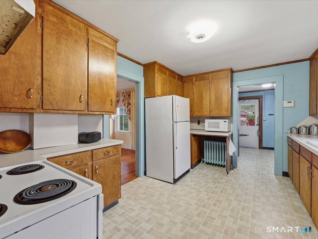 171 Bartlett Street Portland CT 06480