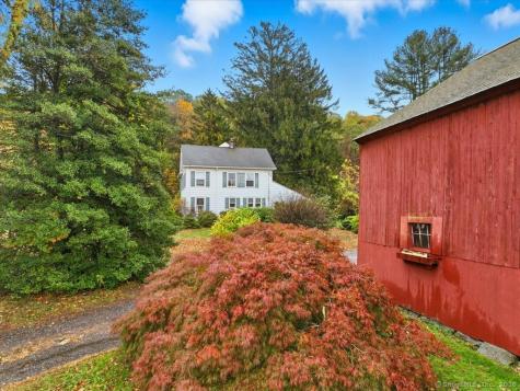 171 Bartlett Street Portland CT 06480