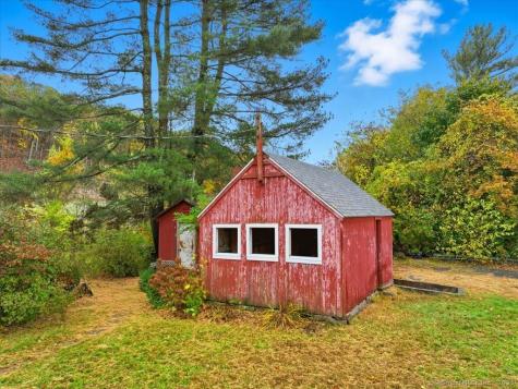 171 Bartlett Street Portland CT 06480