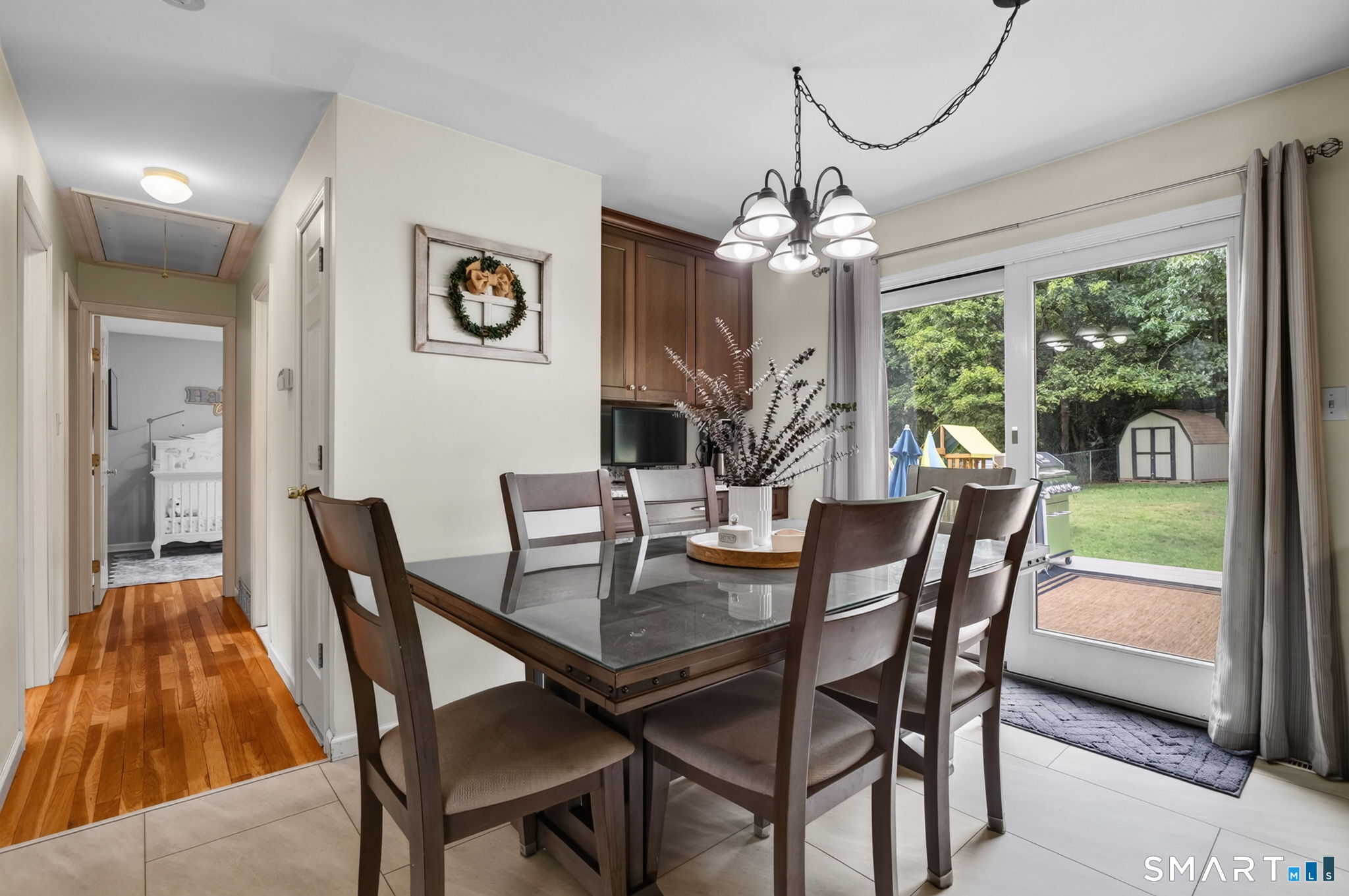 4 Palmer Road North Haven CT 06473