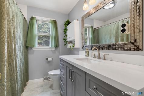 4 Palmer Road North Haven CT 06473
