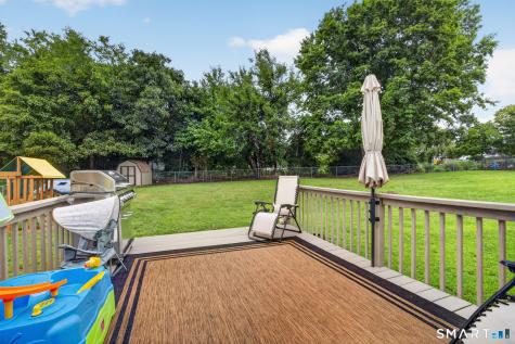 4 Palmer Road North Haven CT 06473
