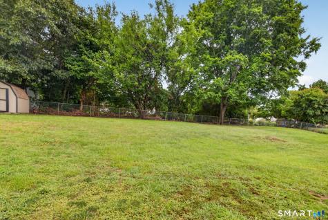 4 Palmer Road North Haven CT 06473