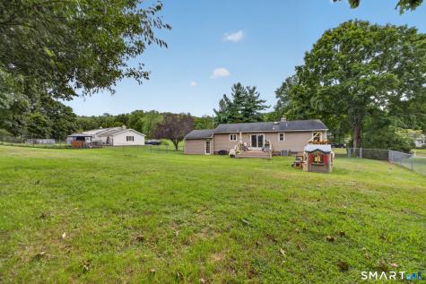 4 Palmer Road North Haven CT 06473