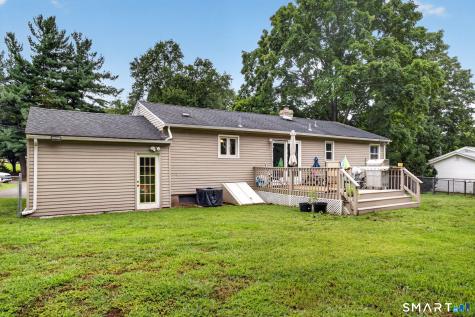 4 Palmer Road North Haven CT 06473