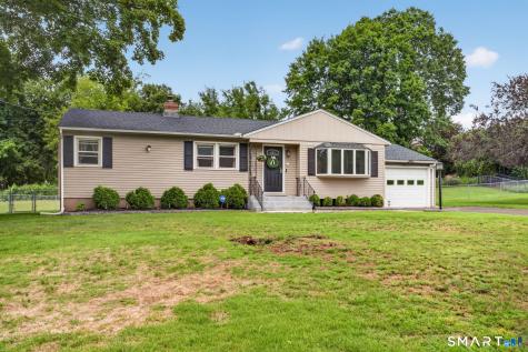 4 Palmer Road North Haven CT 06473