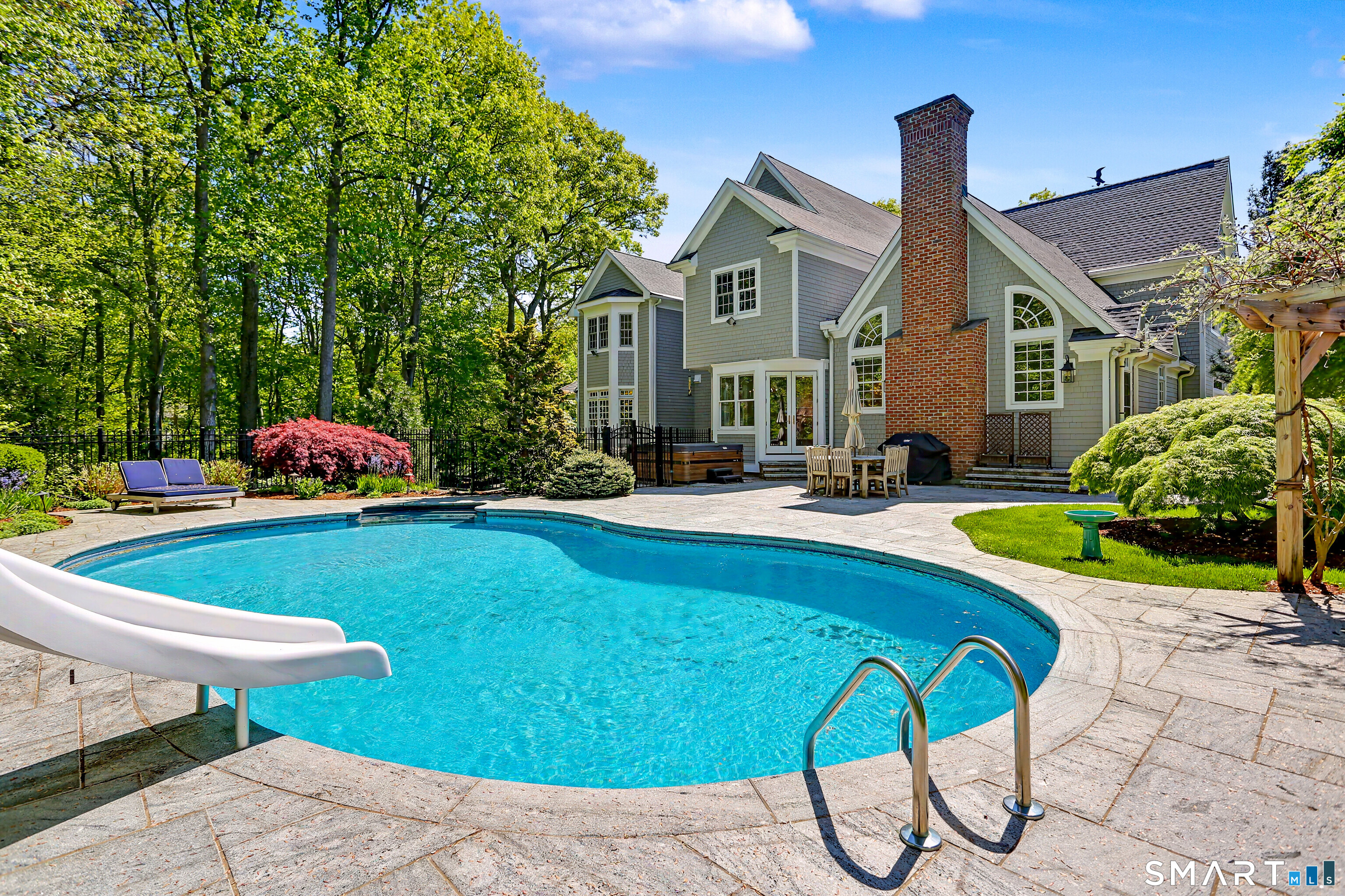 35 Cherry Gate Lane Trumbull CT 06611