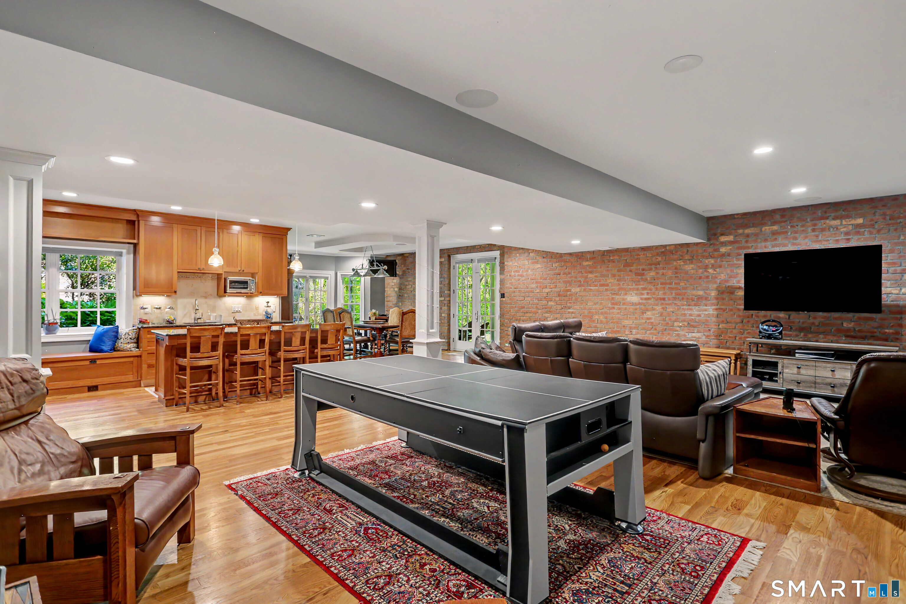 35 Cherry Gate Lane Trumbull CT 06611