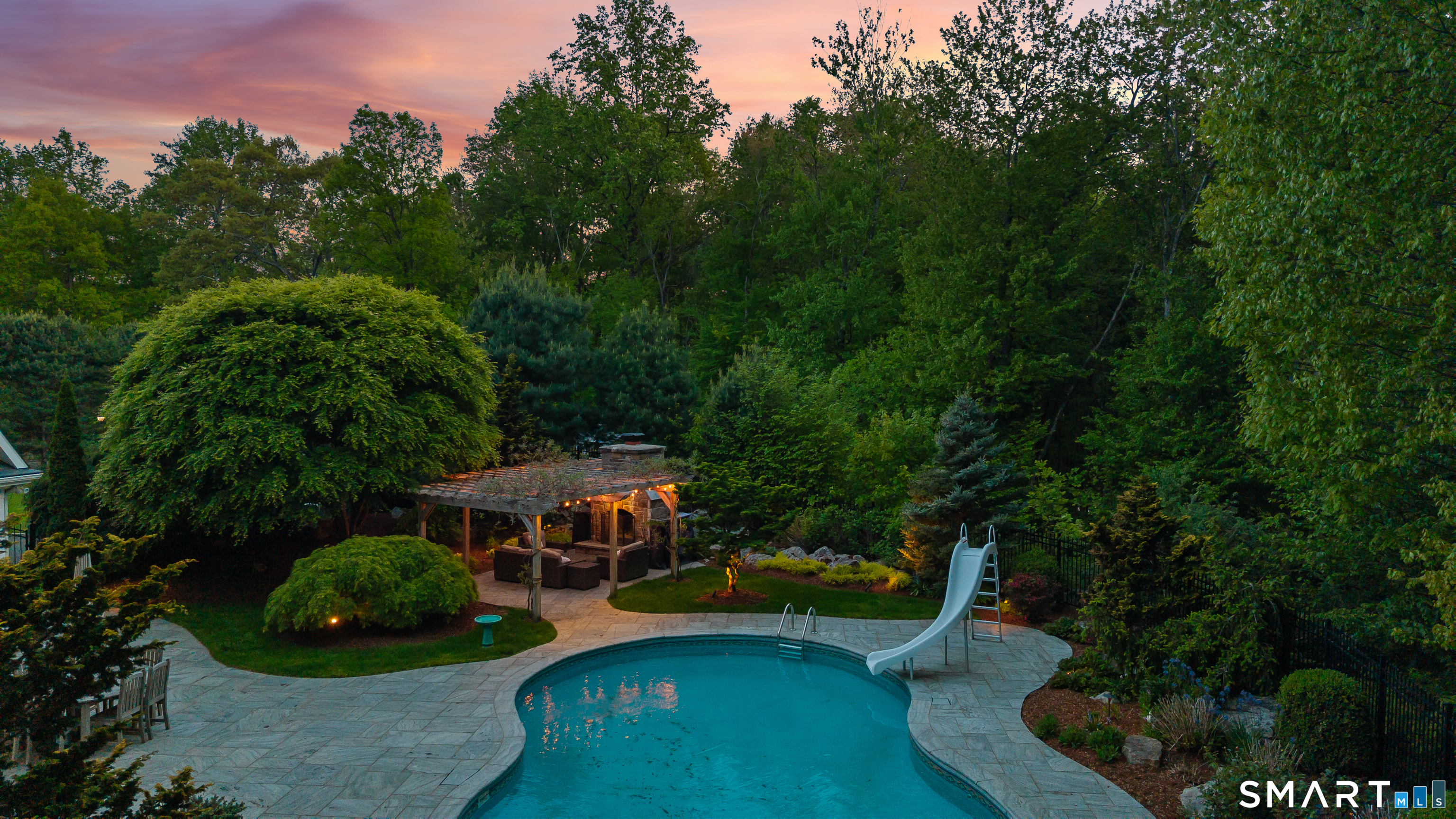 35 Cherry Gate Lane Trumbull CT 06611