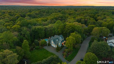 35 Cherry Gate Lane Trumbull CT 06611