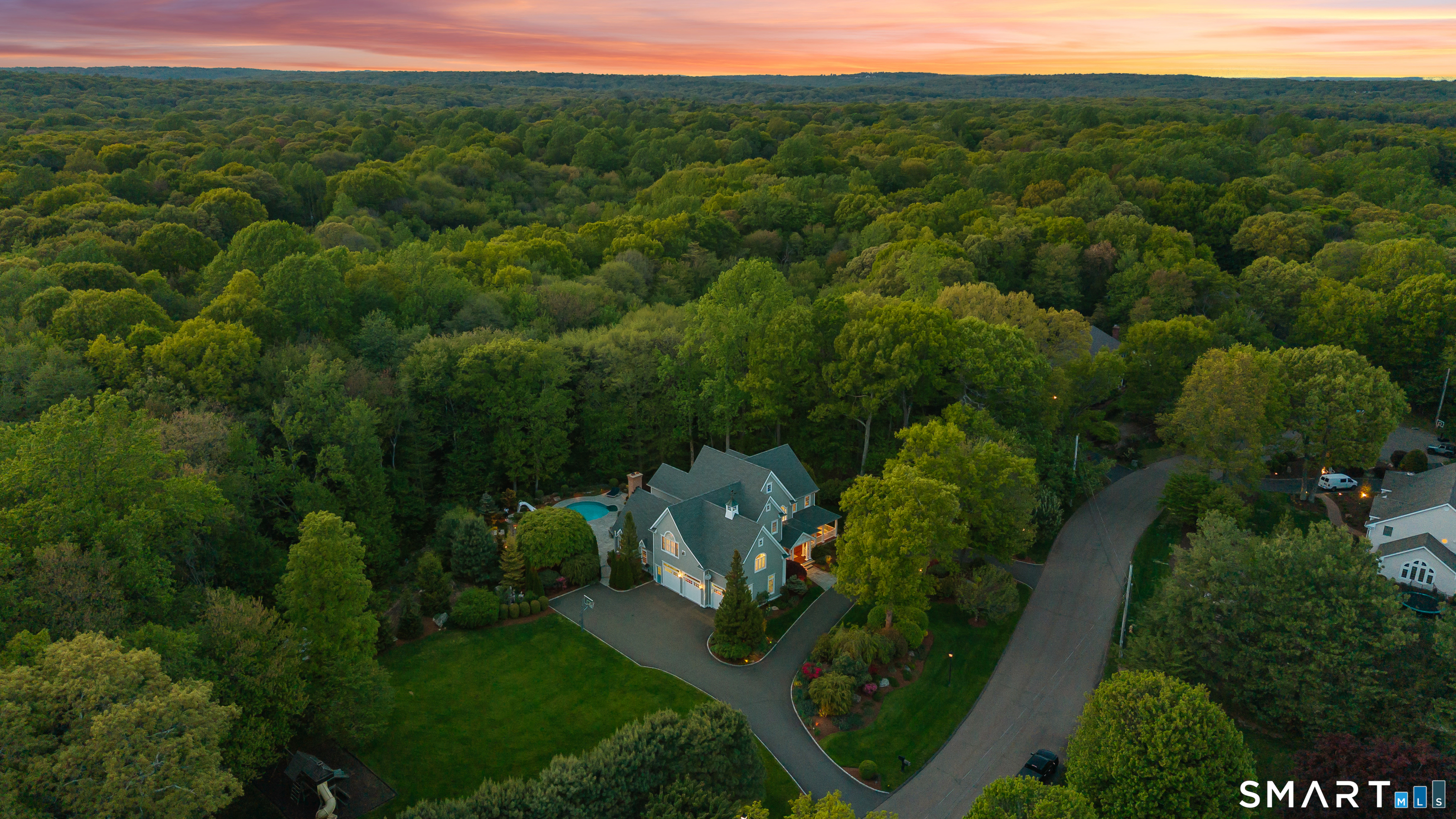 35 Cherry Gate Lane Trumbull CT 06611