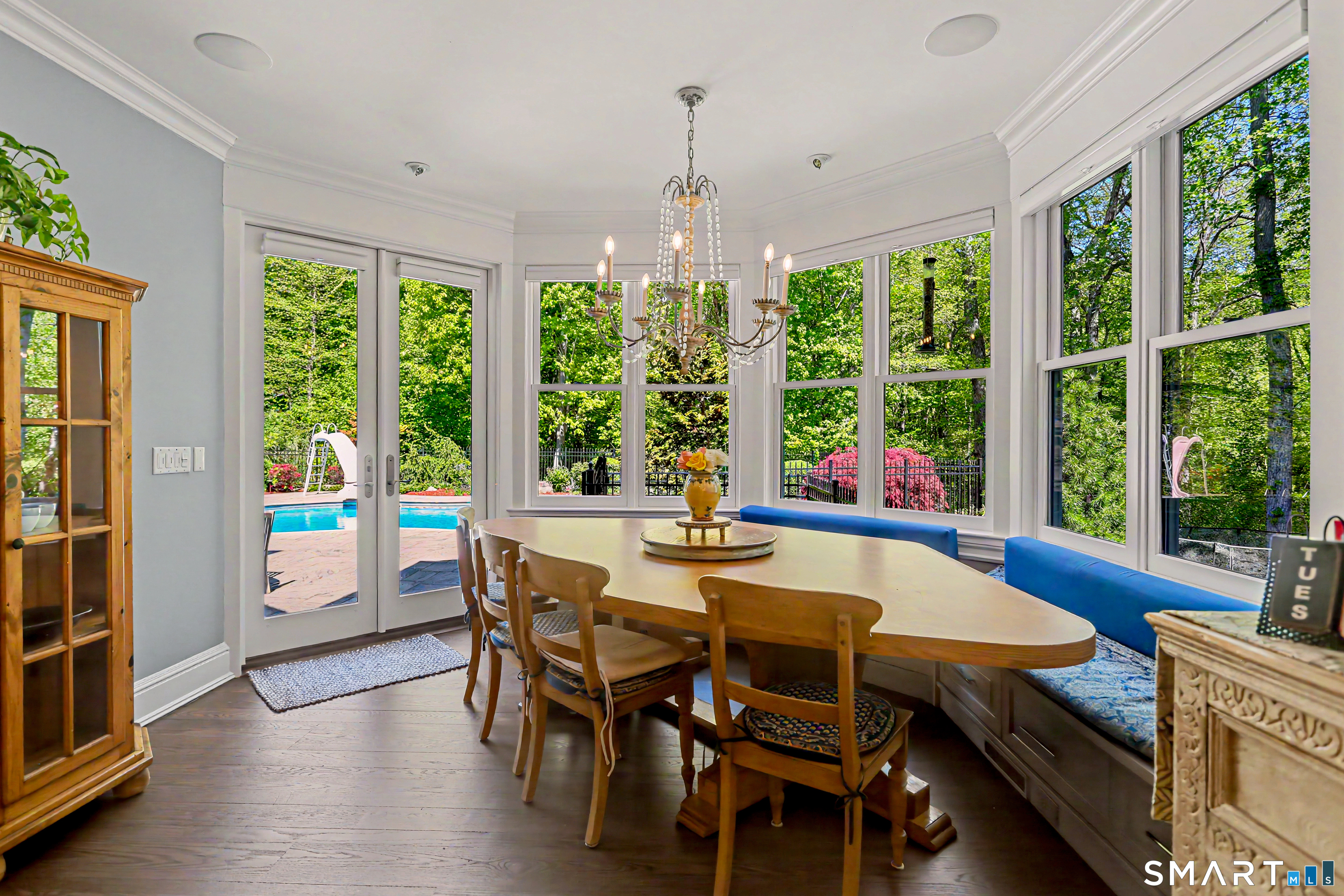 35 Cherry Gate Lane Trumbull CT 06611