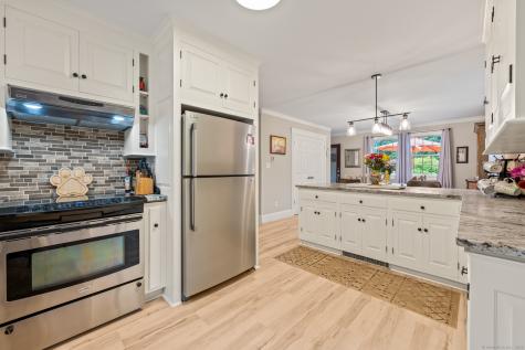 140 Woodland Hills Road Southbury CT 06488