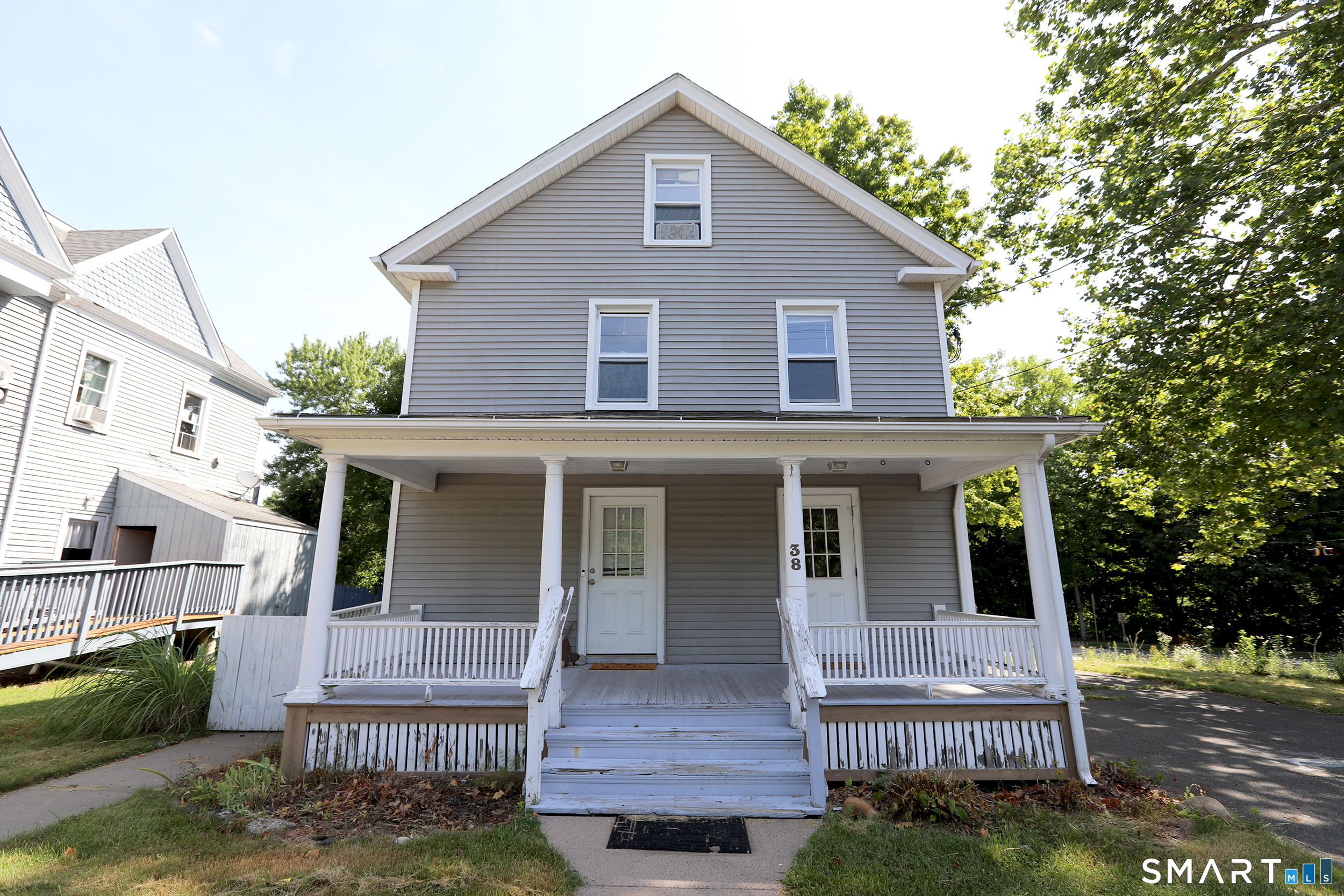 38 Main Street Simsbury CT 06081