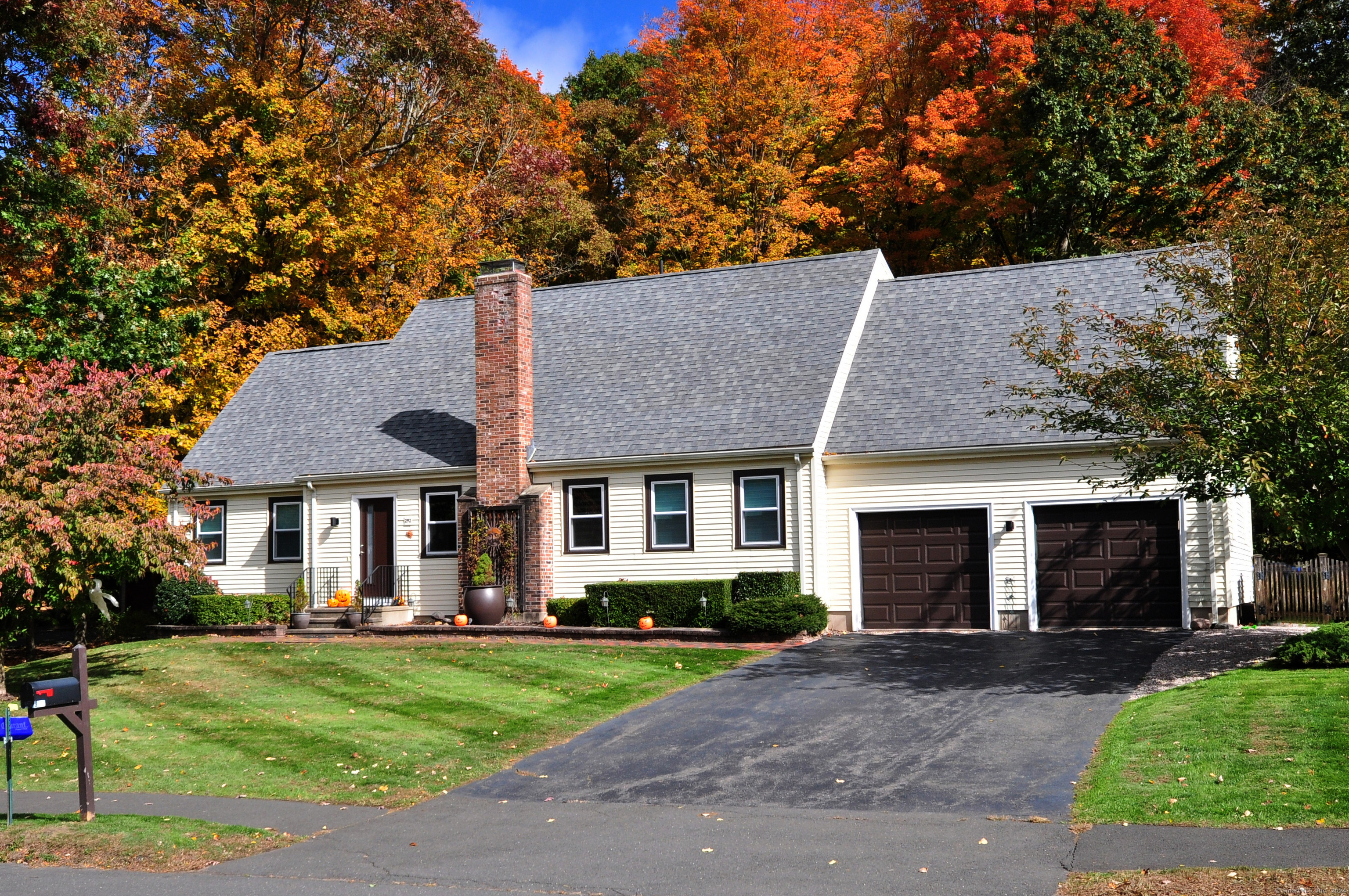 292 Firetown Road Simsbury CT 06070