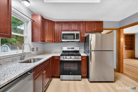 22 Robinwood Road Hamden CT 06517