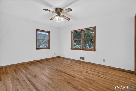 22 Robinwood Road Hamden CT 06517