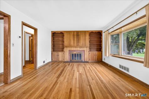 22 Robinwood Road Hamden CT 06517