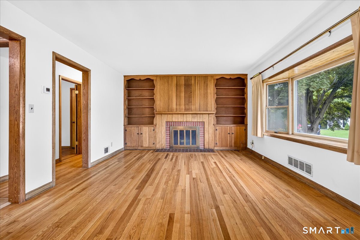 22 Robinwood Road Hamden CT 06517