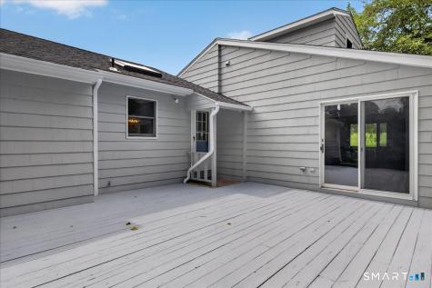 22 Robinwood Road Hamden CT 06517