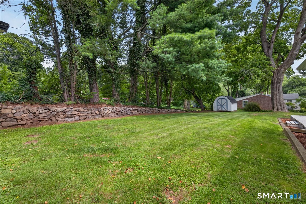 22 Robinwood Road Hamden CT 06517