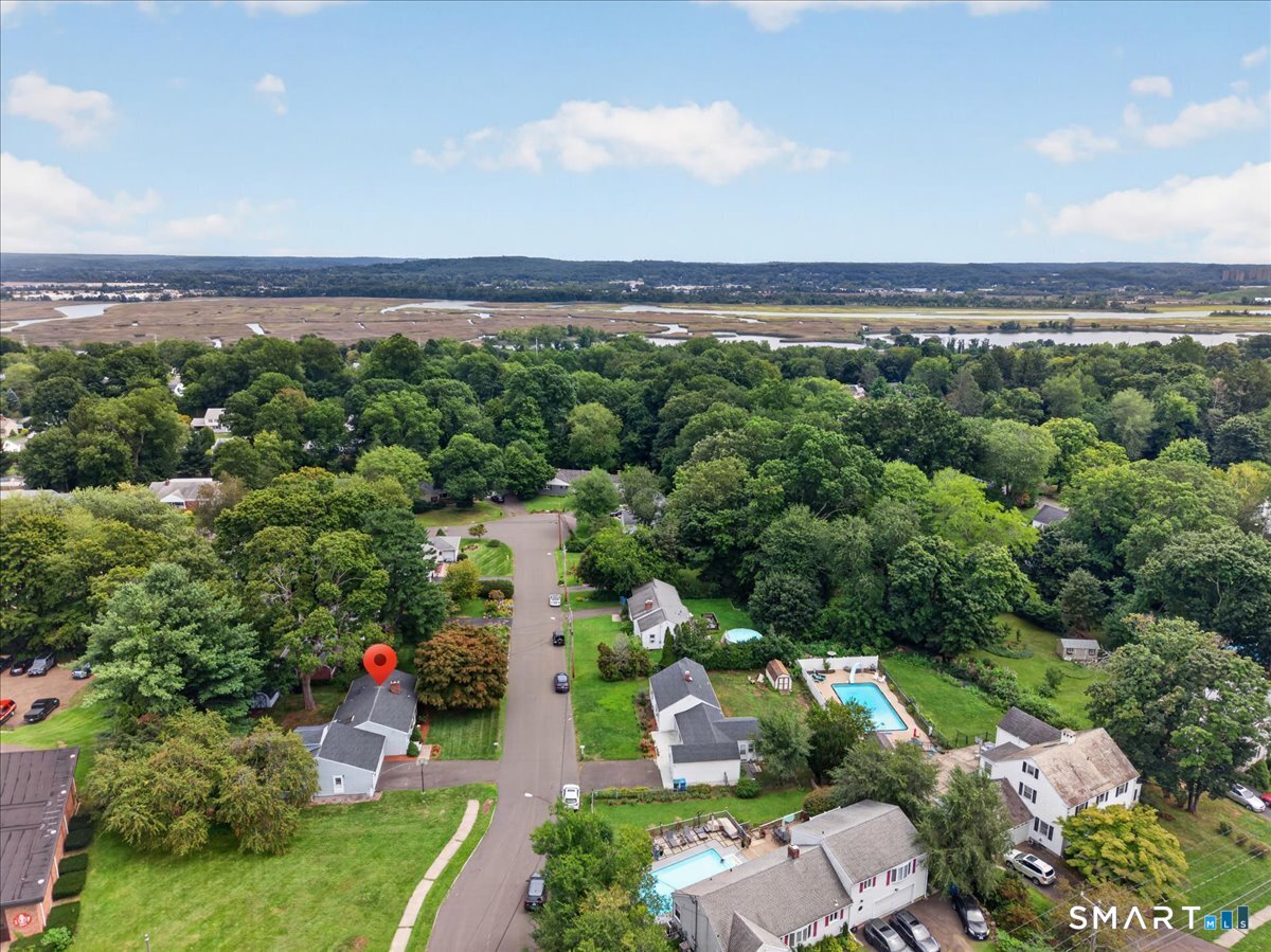 22 Robinwood Road Hamden CT 06517