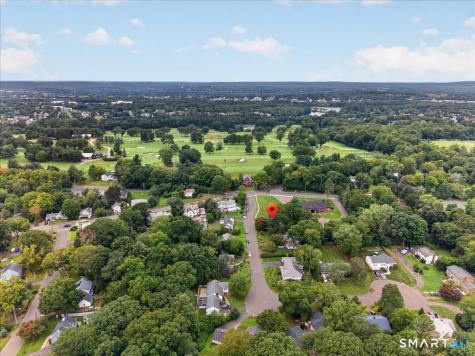 22 Robinwood Road Hamden CT 06517