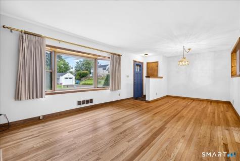 22 Robinwood Road Hamden CT 06517