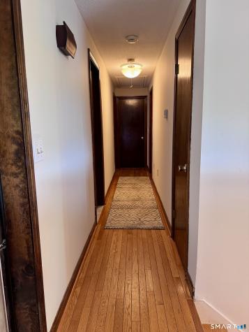 24 Middle Road Enfield CT 06082