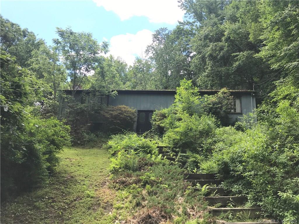 568 Chestnut Tree Hill Road Southbury CT 06488